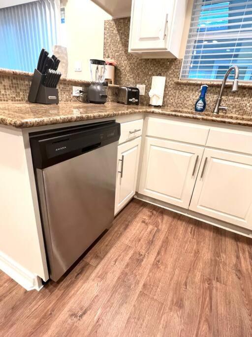 Lovely 2 Bedroom/2 Bath Houston, Heights/Galleria Kültér fotó