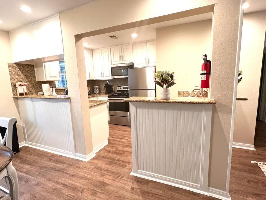 Lovely 2 Bedroom/2 Bath Houston, Heights/Galleria Kültér fotó