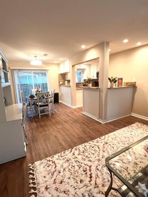 Lovely 2 Bedroom/2 Bath Houston, Heights/Galleria Kültér fotó