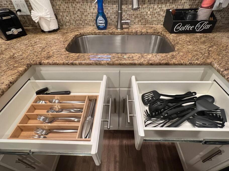 Lovely 2 Bedroom/2 Bath Houston, Heights/Galleria Kültér fotó